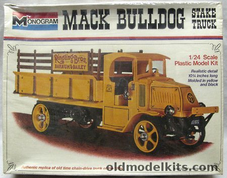 Monogram 1/24 1926 Mack Bulldog Stake Truck, 7537 plastic model kit